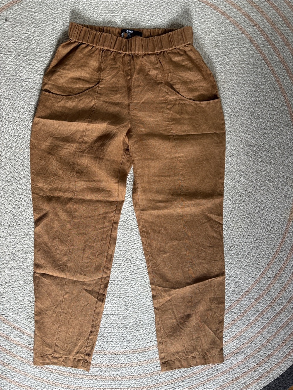 Quince Women’s tapered leg linen pants
